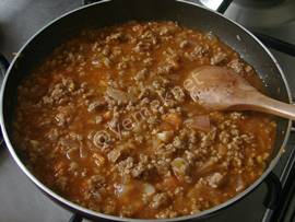 Fırında Beşamel Soslu Kıymalı Makarna